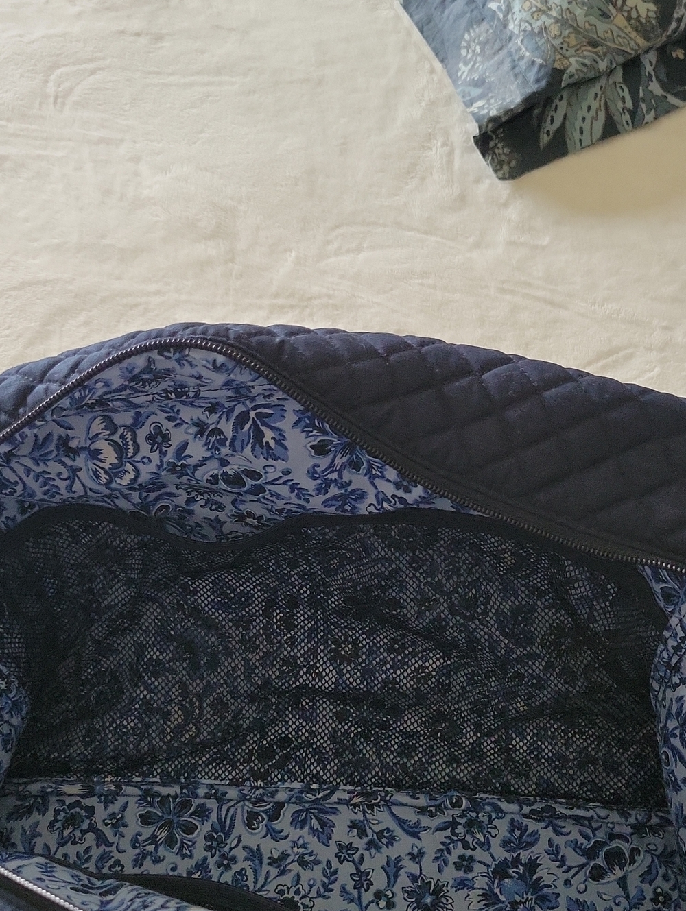 Vera Bradley Quilted Travel Weekender Bag in Dark Navy - Picture 5 of 6